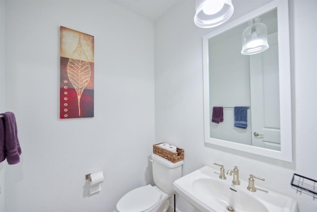 4312 Hollandwood Drive Property Photo 15