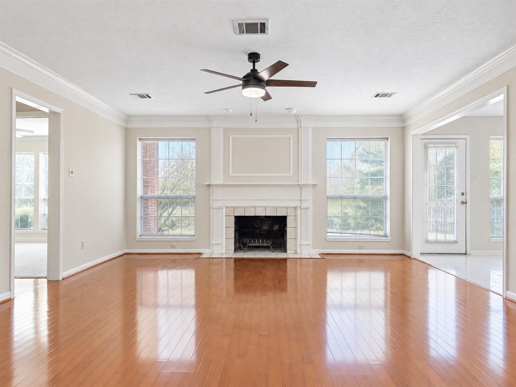 2417 Fulton Drive Property Photo 3