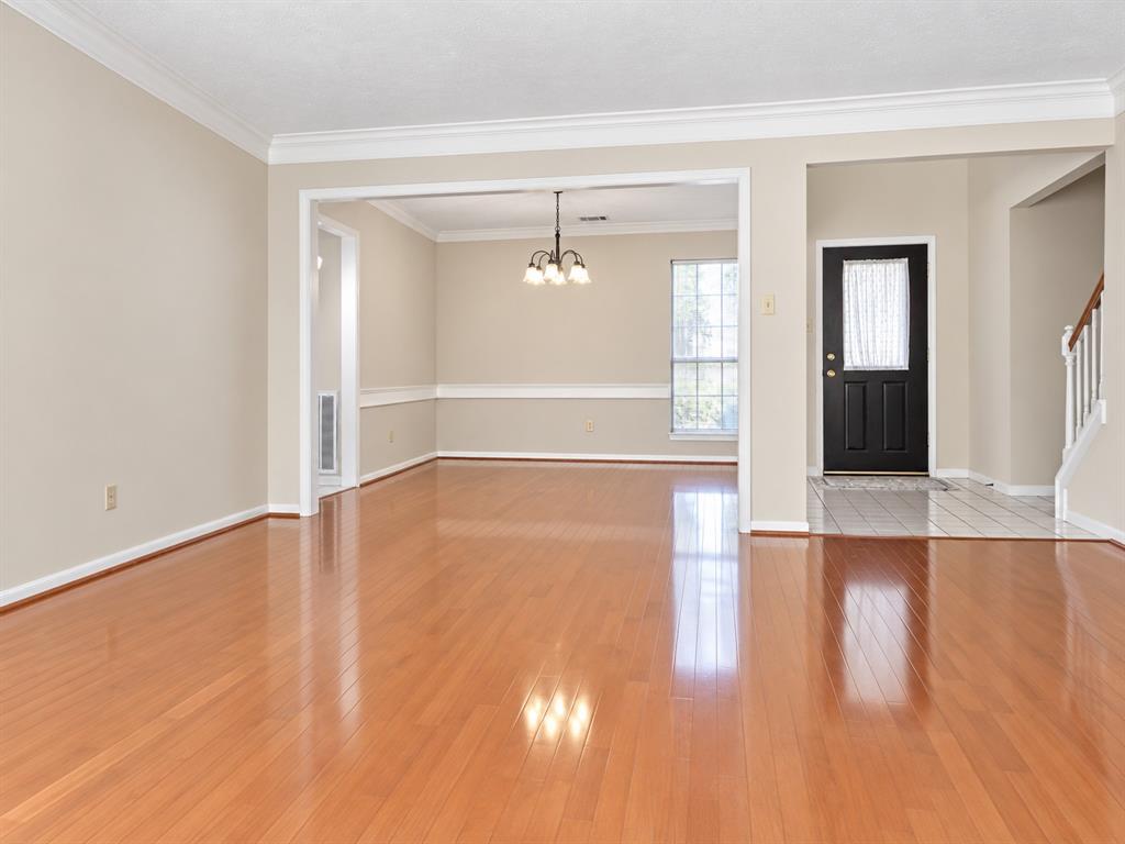 2417 Fulton Drive Property Photo 6