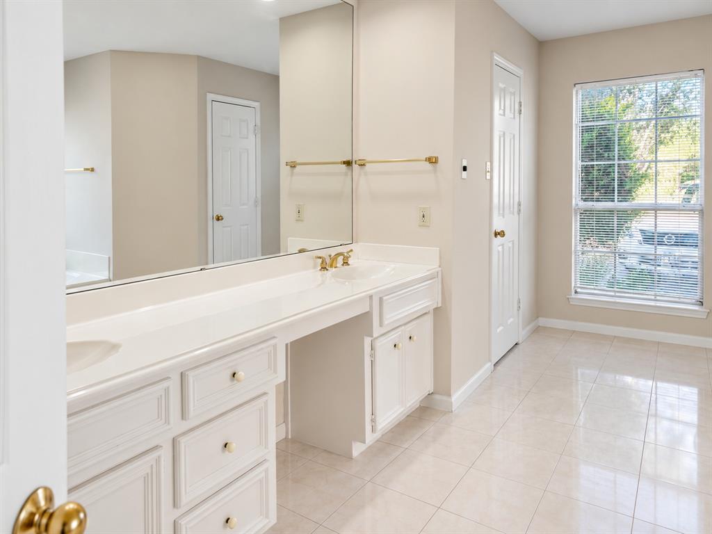 2417 Fulton Drive Property Photo 18