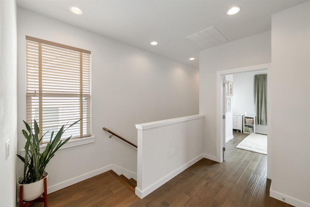 6542 E Lovers Lane Property Photo 13