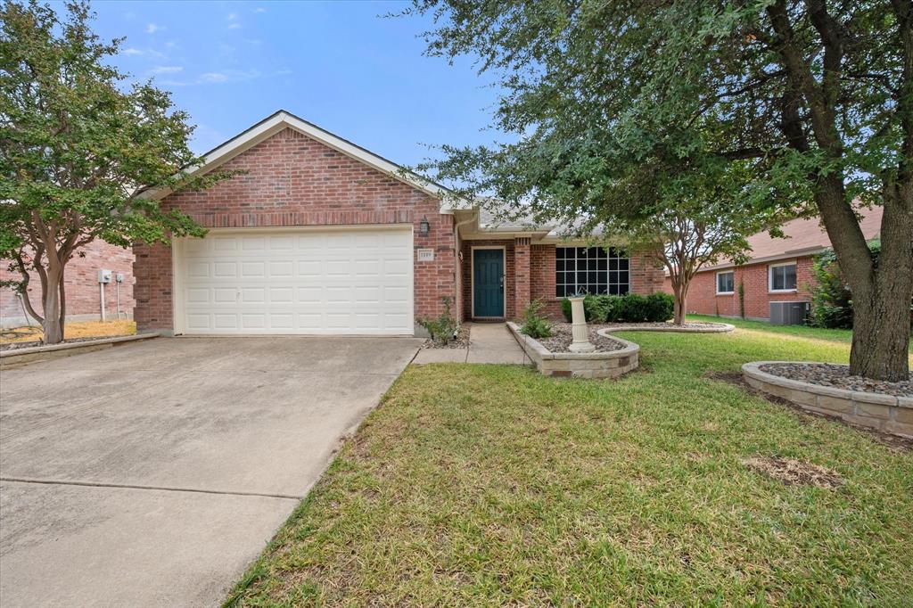 1109 Nighthawk Road Property Photo 4
