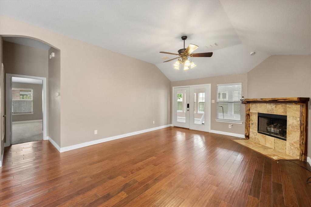 1109 Nighthawk Road Property Photo 6