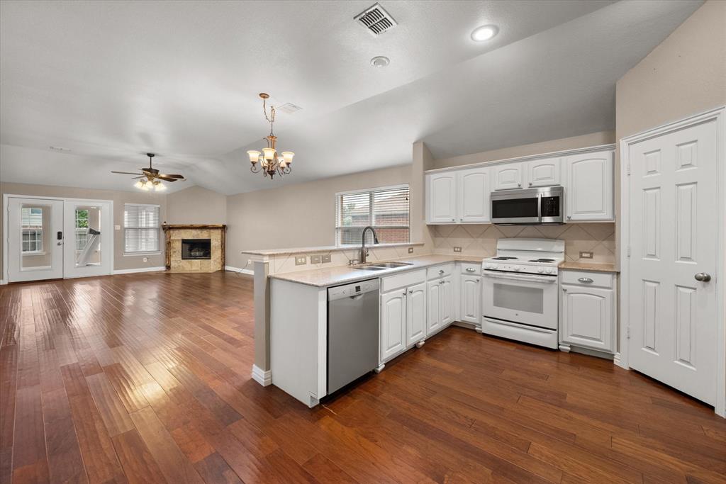 1109 Nighthawk Road Property Photo 8