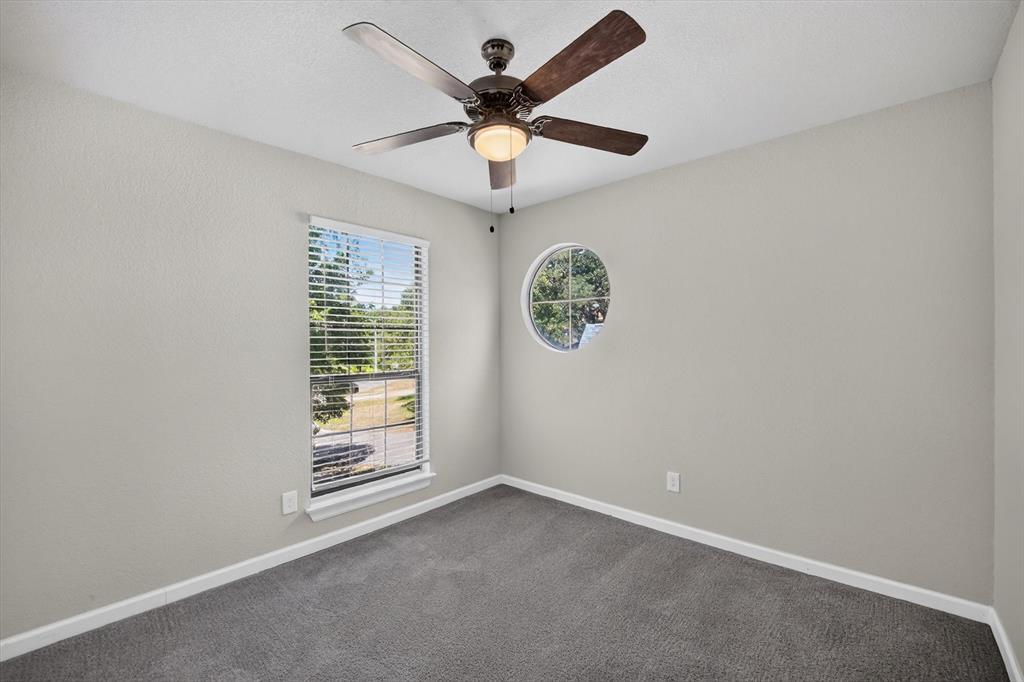 519 Fox Creek Court Property Photo 25