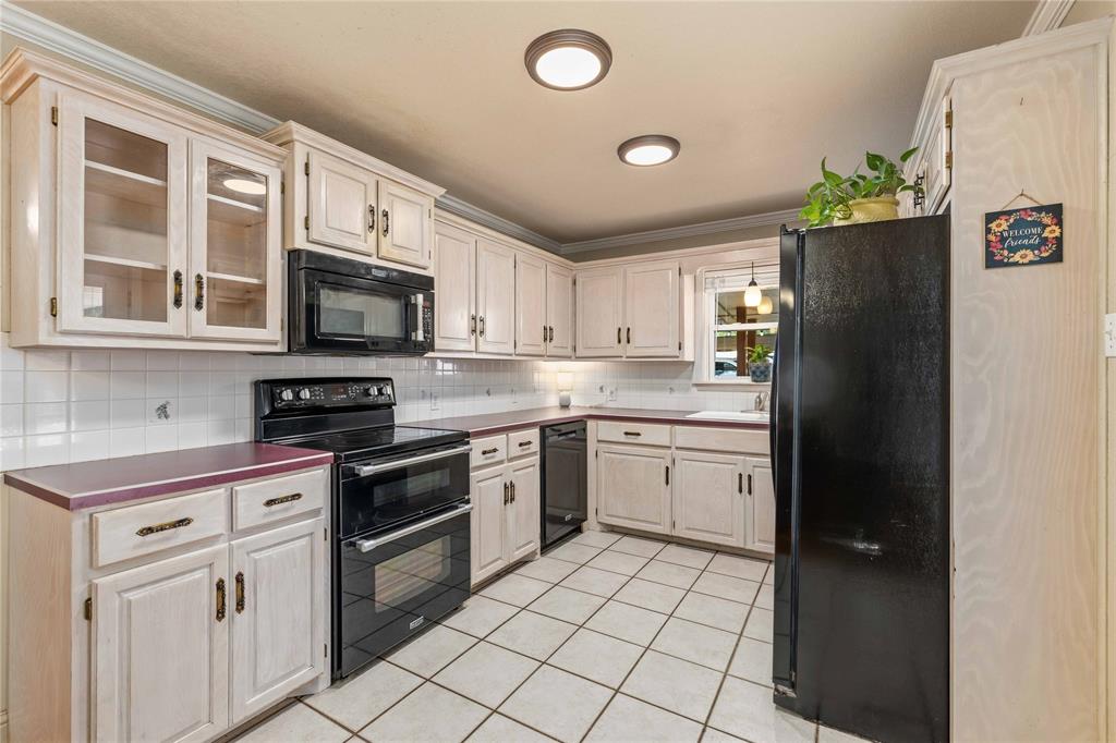 1611 16th Street Property Photo 11