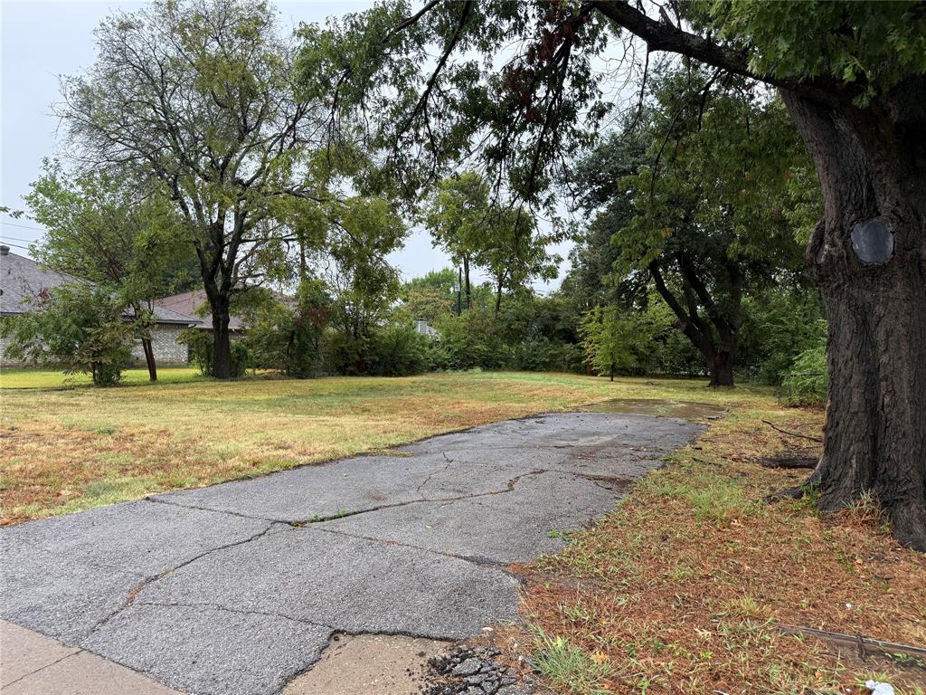 1405 N Graves Street Property Photo 8