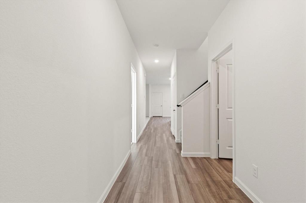 3208 Dillonwood Street Property Photo 2