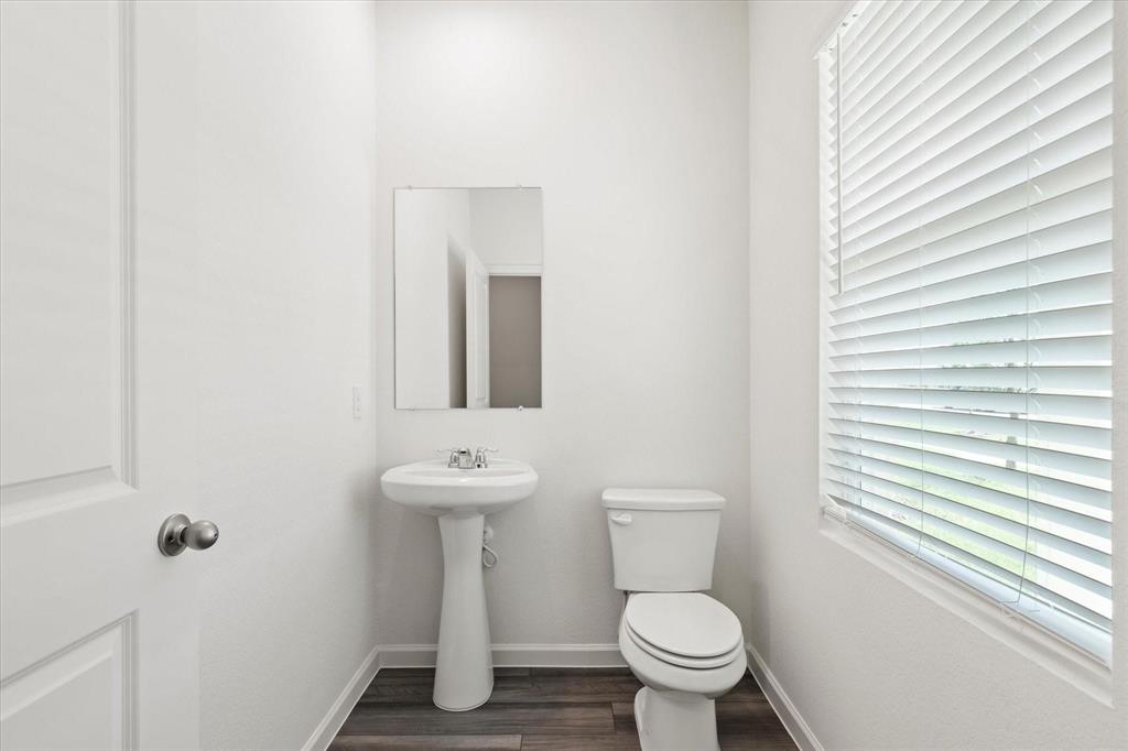 3208 Dillonwood Street Property Photo 9