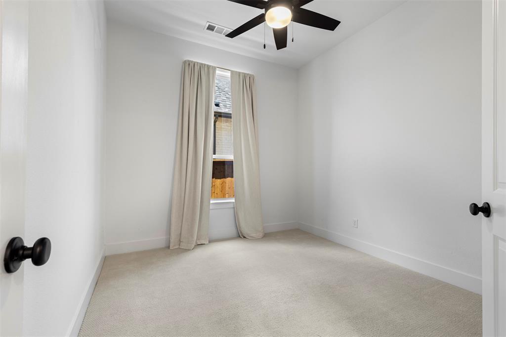 1605 Sandhill Lane Property Photo 17