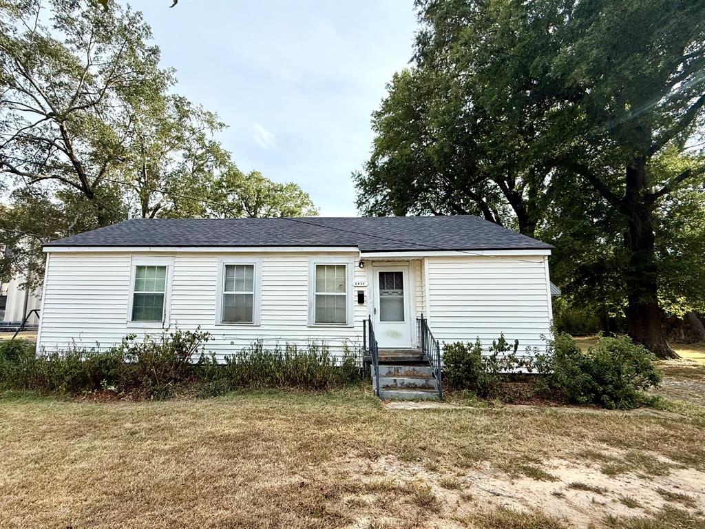 2853 Hollywood Avenue Property Photo 1