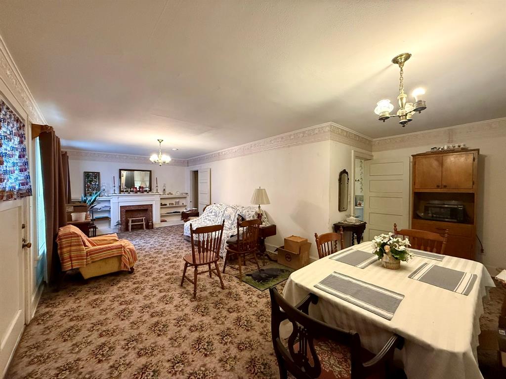 2853 Hollywood Avenue Property Photo 4