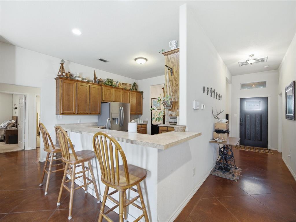 2106 Ridgewood Drive Property Photo 6