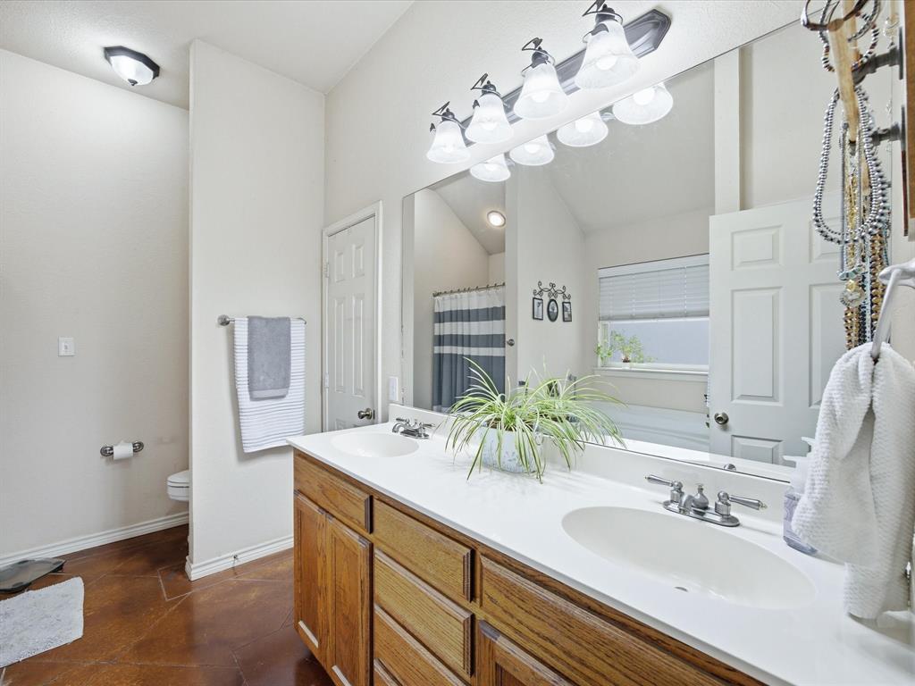 2106 Ridgewood Drive Property Photo 18