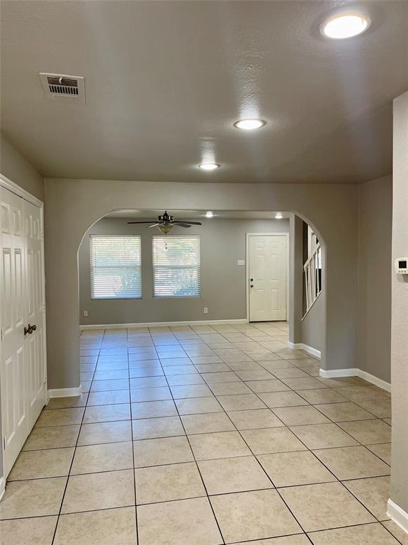 6912 Heritage Lane Property Photo 6