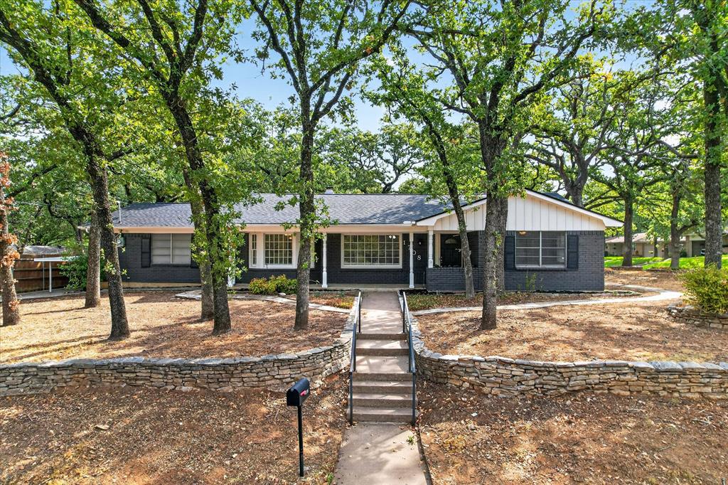 1708 Cimarron Trail Property Photo 1