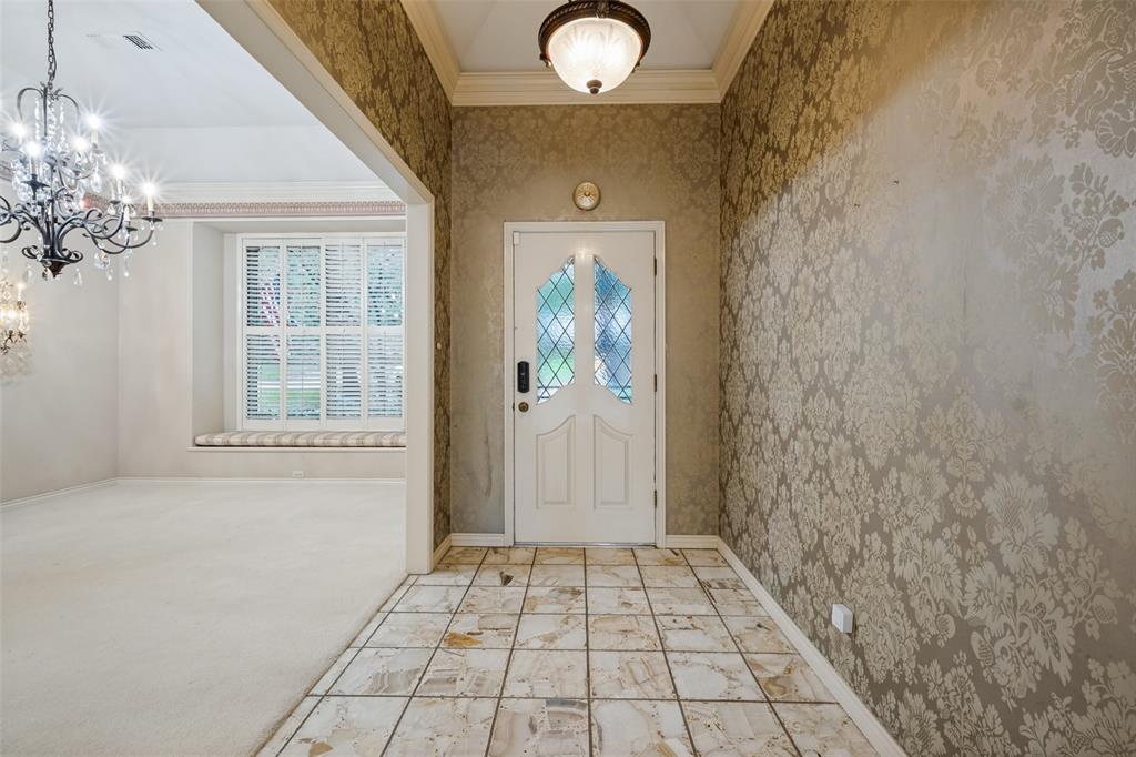 6 Timbergreen Circle Property Photo 5