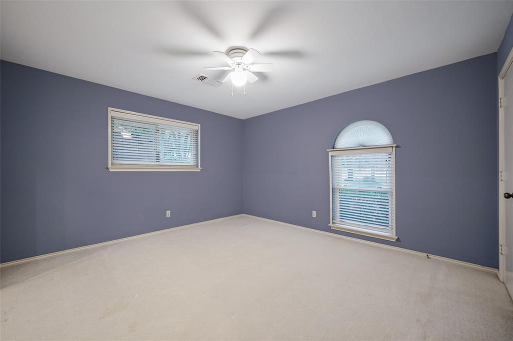 6 Timbergreen Circle Property Photo 27