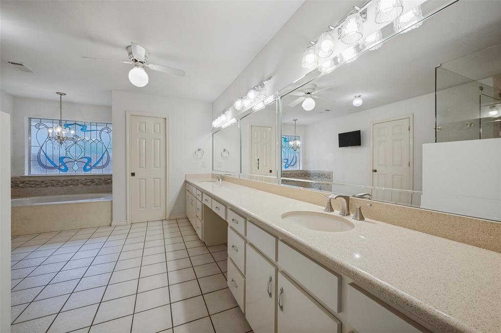 6 Timbergreen Circle Property Photo 32