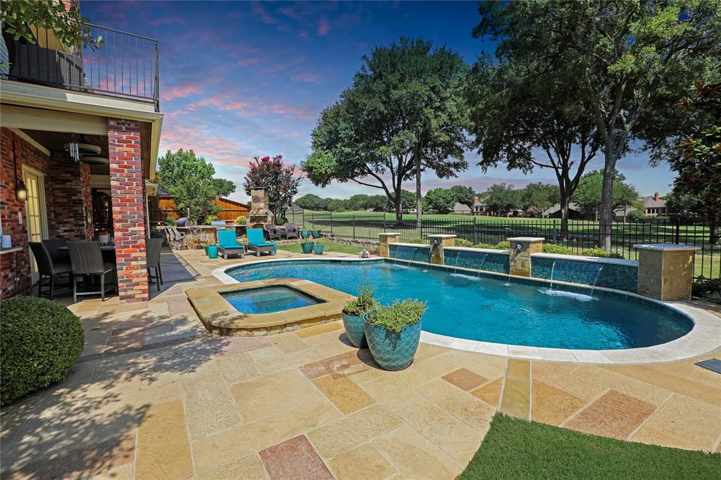 1204 Hills Creek Drive Property Photo 1
