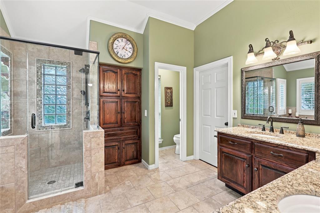 1204 Hills Creek Drive Property Photo 24