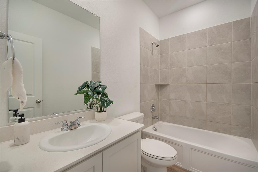8012 Lindheimer Lane Property Photo 17