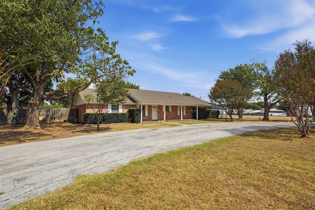 6880 Sandy Beach Road Property Photo 2