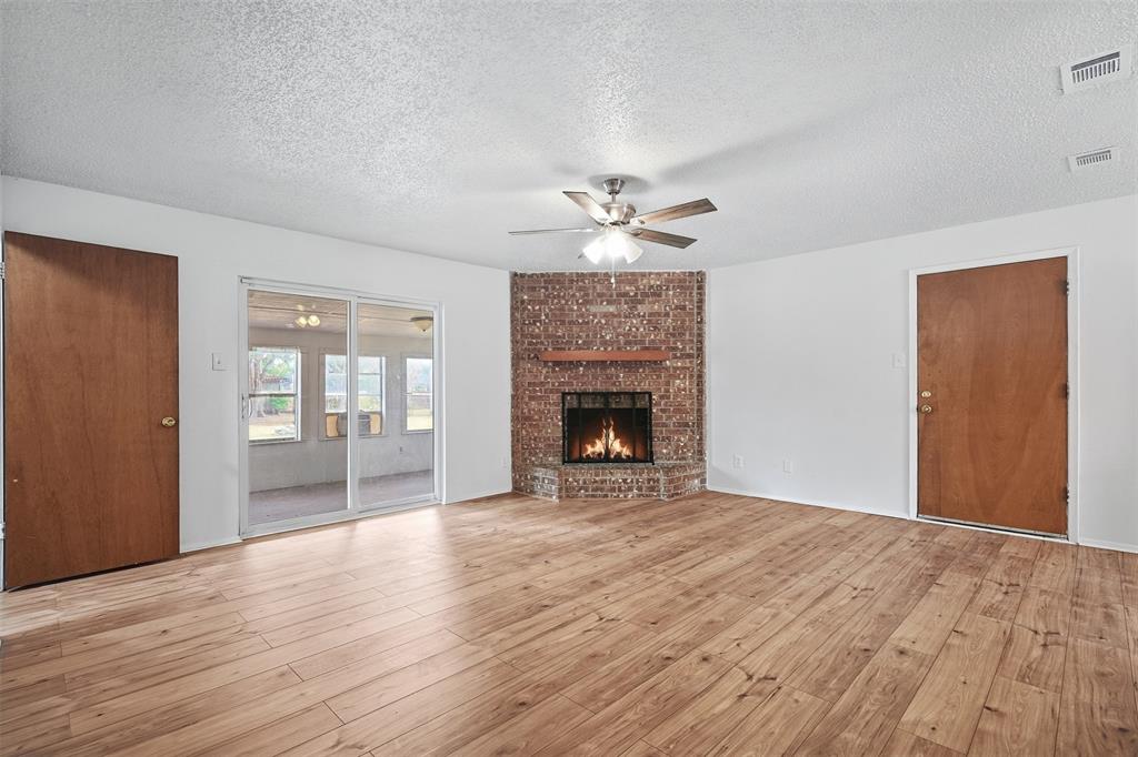 6880 Sandy Beach Road Property Photo 7