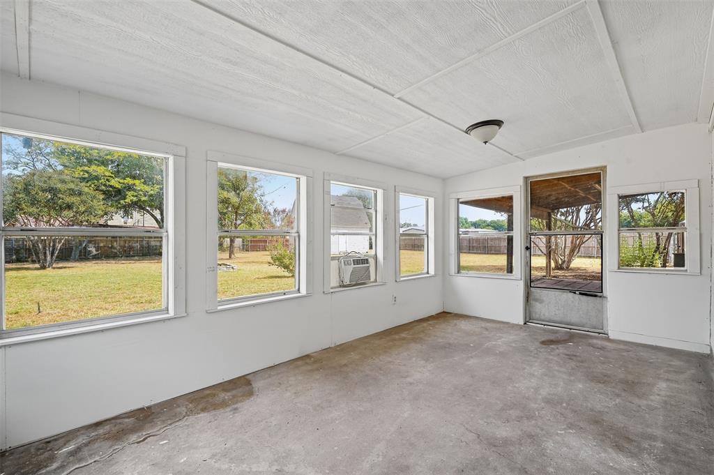 6880 Sandy Beach Road Property Photo 21