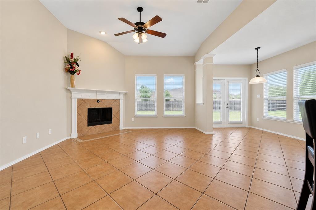 1016 Weeson Road Property Photo 4