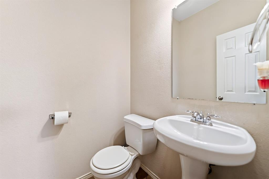 1016 Weeson Road Property Photo 10