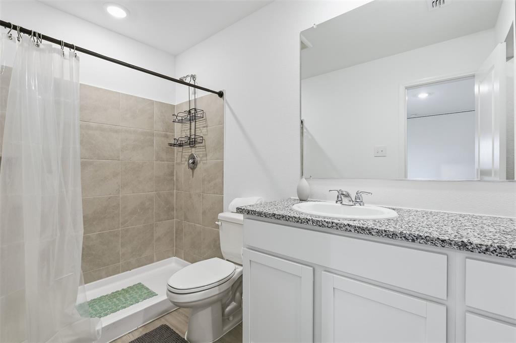 1429 Teak Lane Property Photo 13