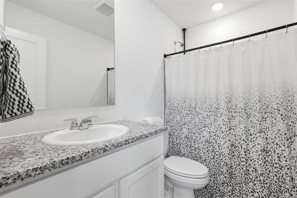 1429 Teak Lane Property Photo 15