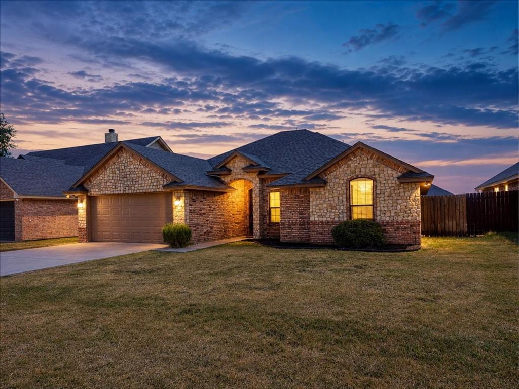 9120 Parkview Circle Property Photo 1