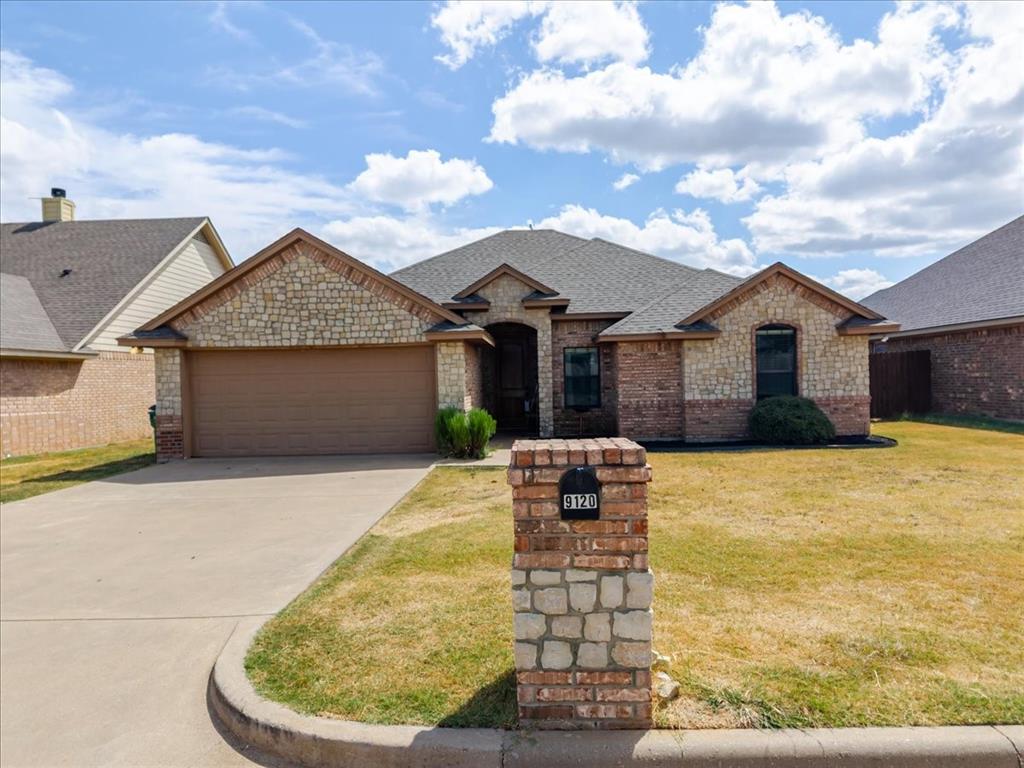 9120 Parkview Circle Property Photo 3