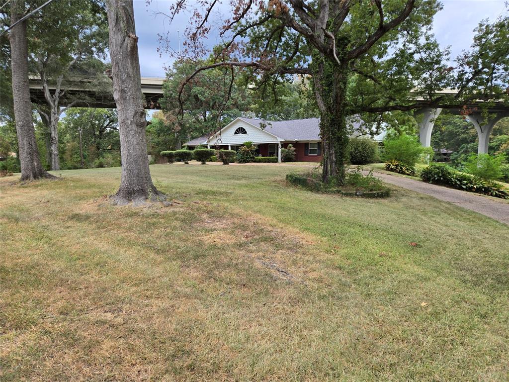 5426 Briarcliff Circle Property Photo 6