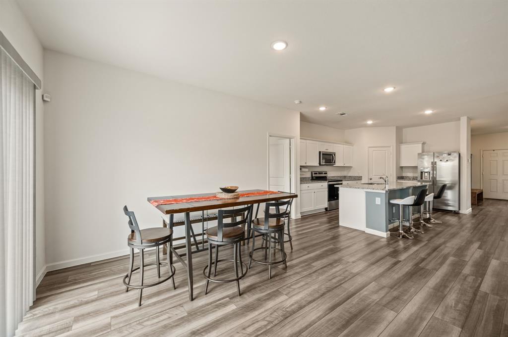 4724 Swan Neck Drive Property Photo 7
