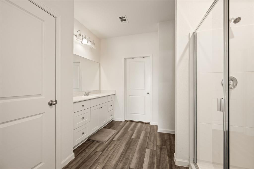 4724 Swan Neck Drive Property Photo 11