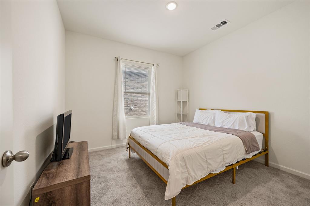 4724 Swan Neck Drive Property Photo 13