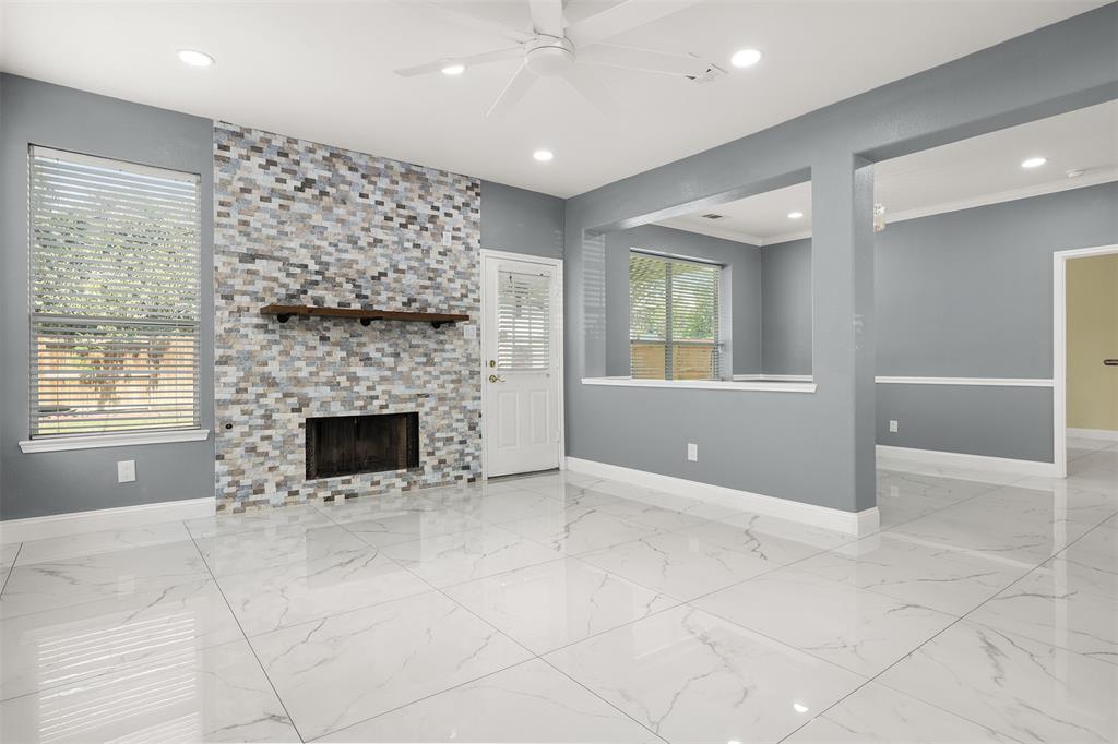 11001 Thornwood Drive Property Photo 6