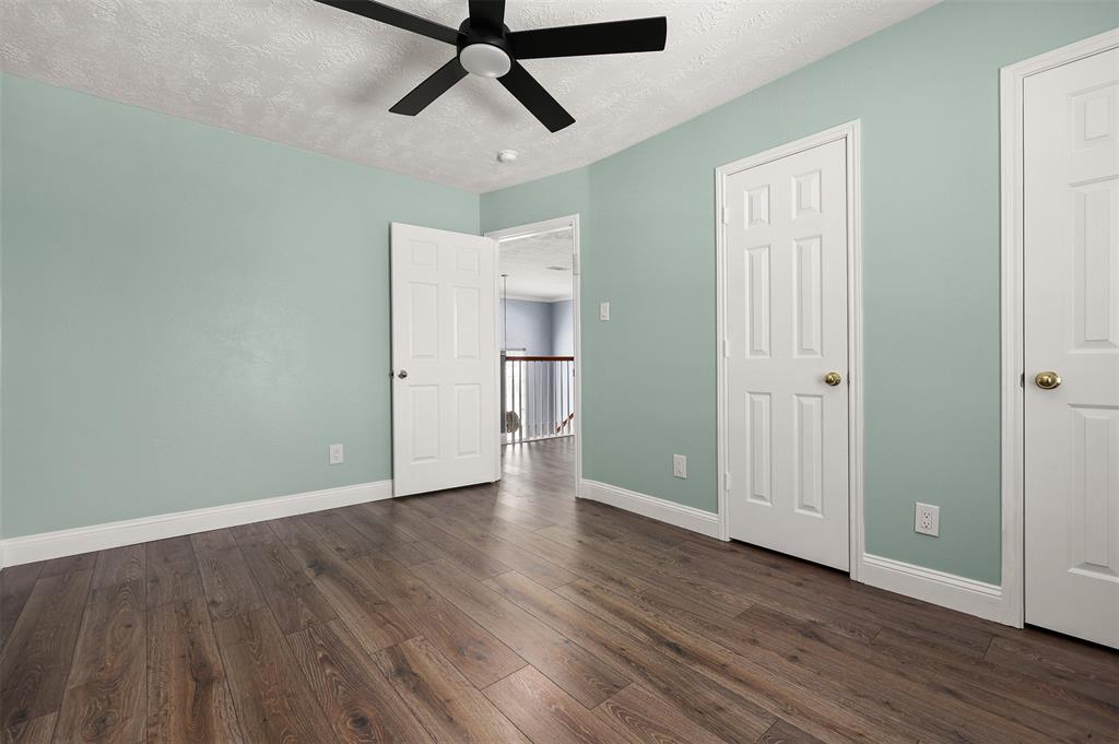 11001 Thornwood Drive Property Photo 26