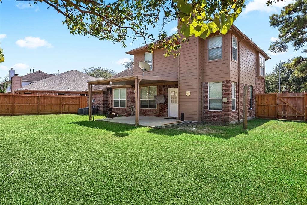 11001 Thornwood Drive Property Photo 30