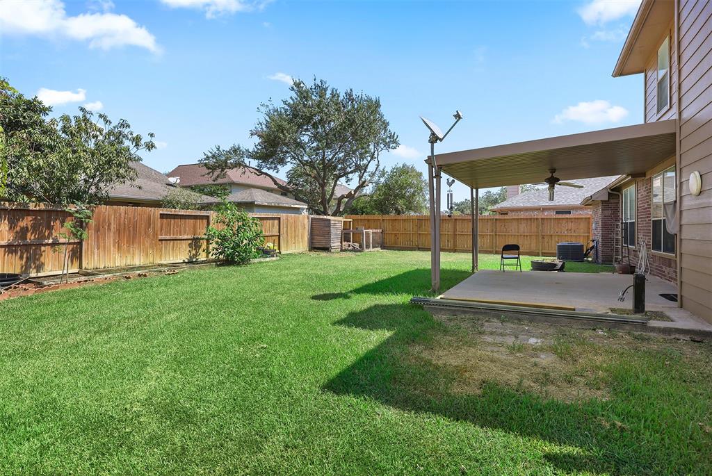 11001 Thornwood Drive Property Photo 33