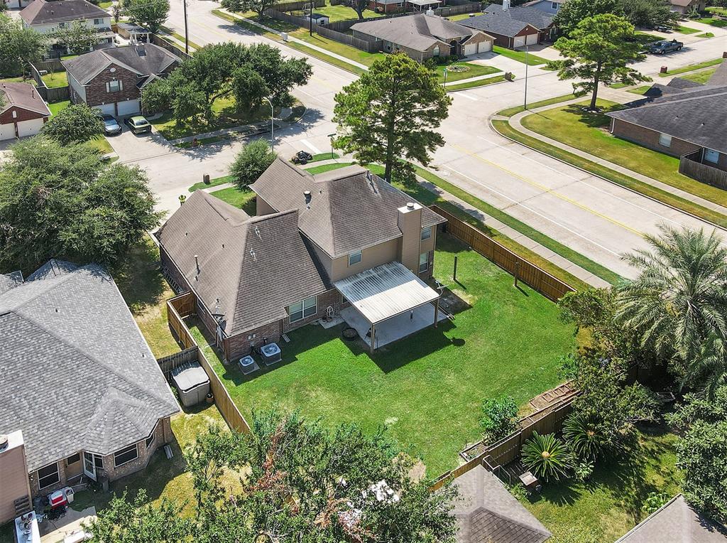 11001 Thornwood Drive Property Photo 35