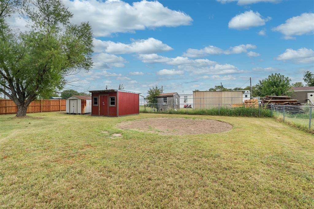 414 Kaci Jo Property Photo 23