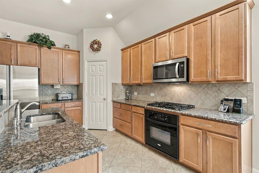 850 Carolina Way Property Photo 18