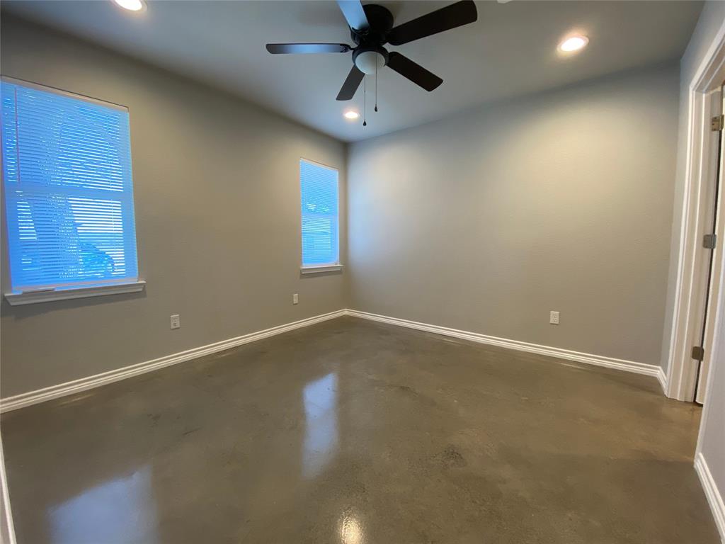 1549 Ranger Highway 101 Property Photo 4