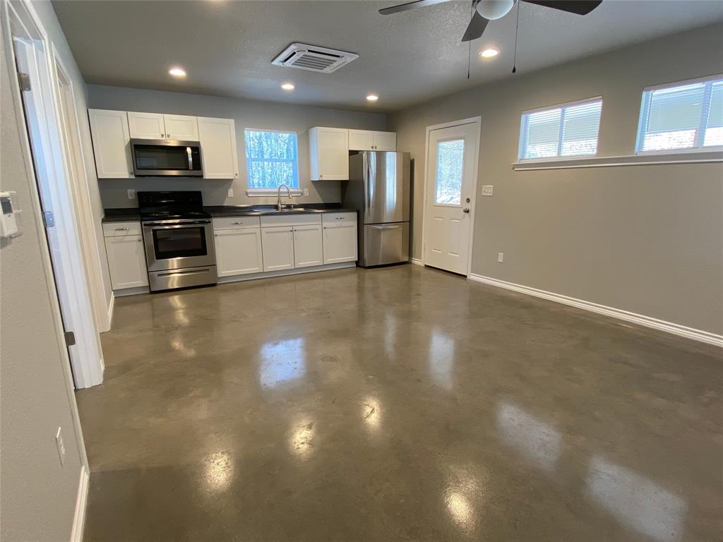 1549 Ranger Highway 101 Property Photo 11