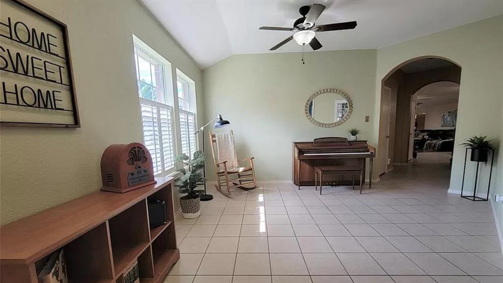 3114 Connor Lane Property Photo 2