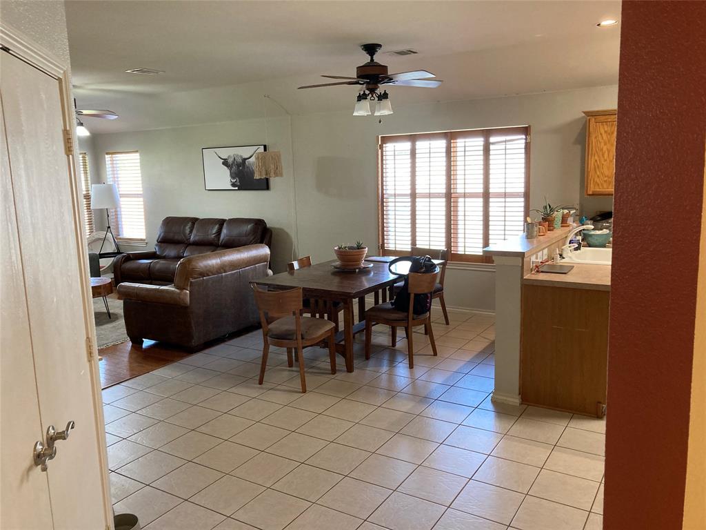 3114 Connor Lane Property Photo 6